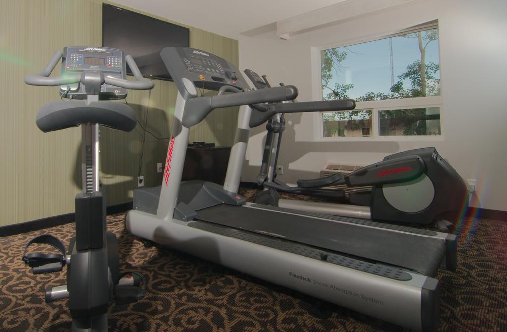 Paradise Inn And Suites Redwater Екстер'єр фото