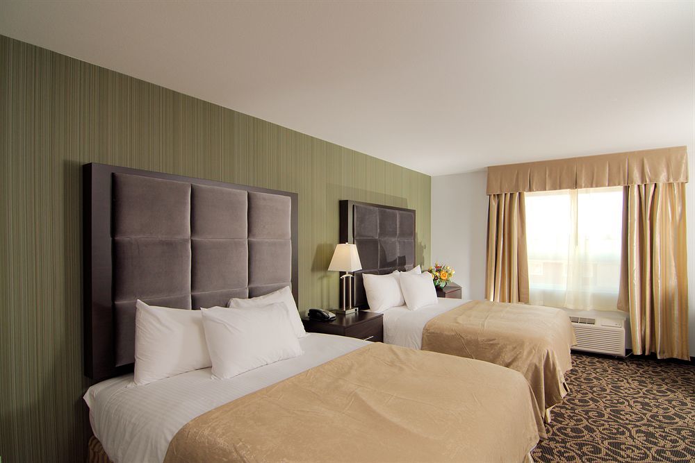 Paradise Inn And Suites Redwater Екстер'єр фото