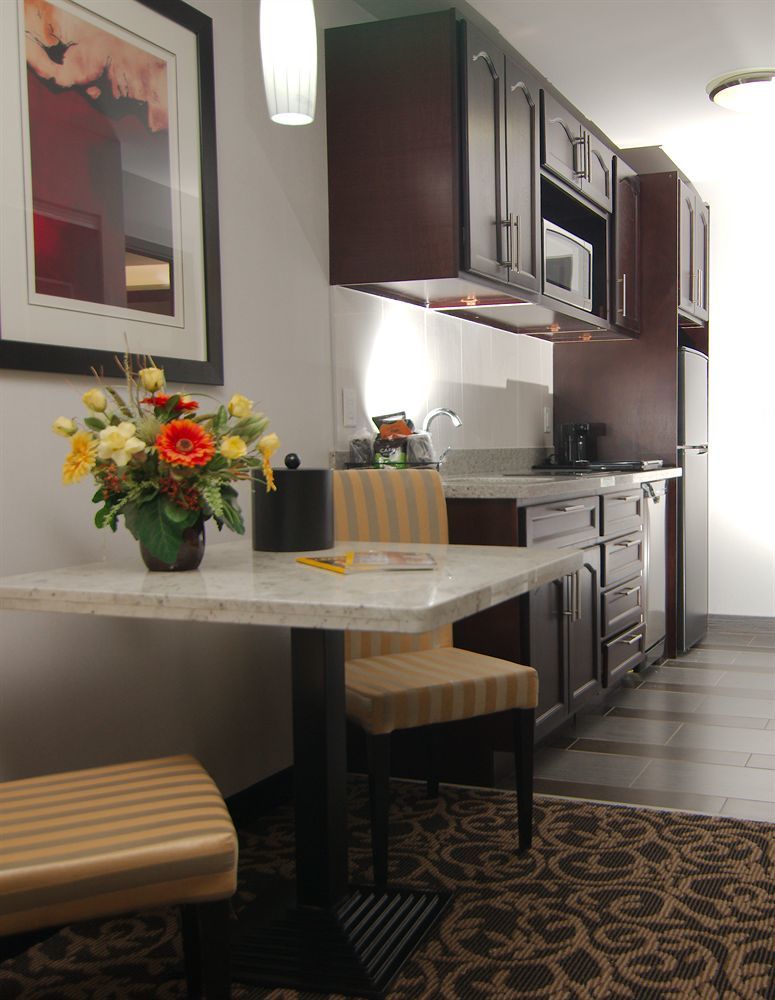 Paradise Inn And Suites Redwater Екстер'єр фото