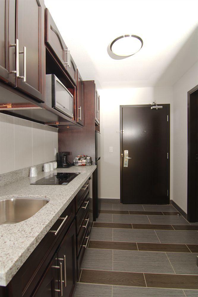 Paradise Inn And Suites Redwater Екстер'єр фото